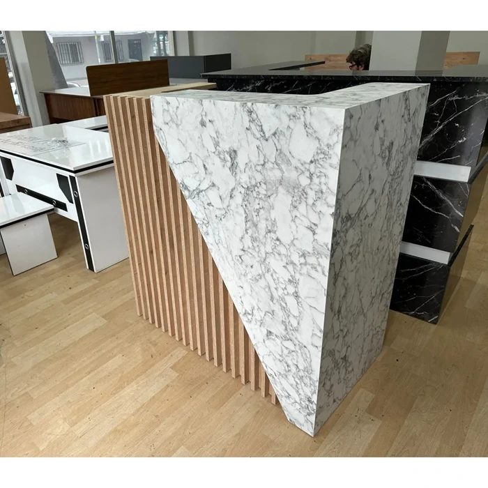 Welcome Office Desk, Castamon Particleboard, 110x60x105 cm.